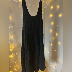Elegant Black Sleeveless Dress